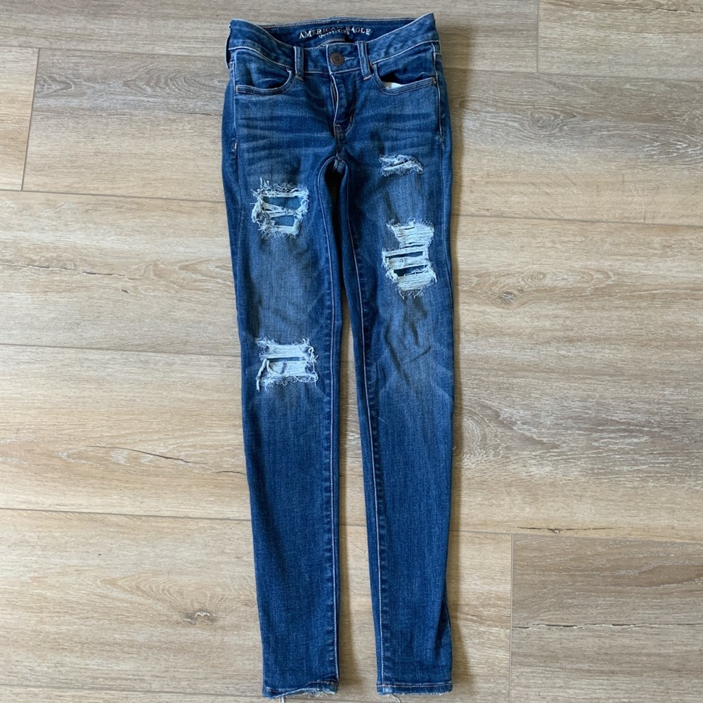 American Eagle size 0 mid rise skinny jeans